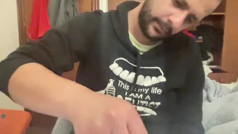 drdick995 online show from April 2026 07:56:01 PM