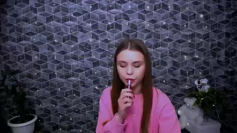 Snapshot of dream_mari chatting on December 2025 11:39:02 AM Mari online show from December 2025 11:39:02 AM