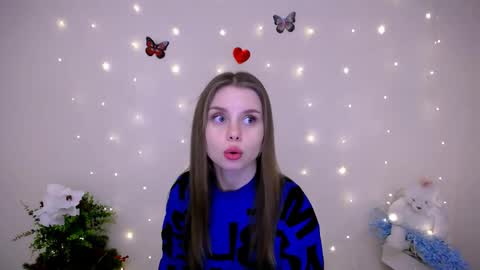 Snapshot of dream_mari chatting on February 2026 10:44:02 AM Mari online show from February 2026 10:44:02 AM