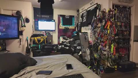 Snapshot of dreamer_xyz chatting on January 2025 02:54:02 AM Dream Maker online show from January 2025 02:54:02 AM