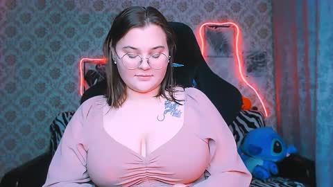 dreamforyoue2 online show from October 2025 08:38:01 PM