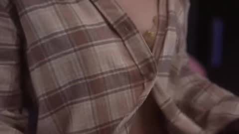 Sarah online show from February 2026 01:04:02 AM