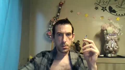 Snapshot of dreamguy38 chatting on November 2025 07:32:01 AM dreamguy38 online show from November 2025 07:32:01 AM