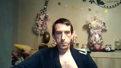 Snapshot of dreamguy38 chatting on December 2025 03:05:01 AM dreamguy38 online show from December 2025 03:05:01 AM