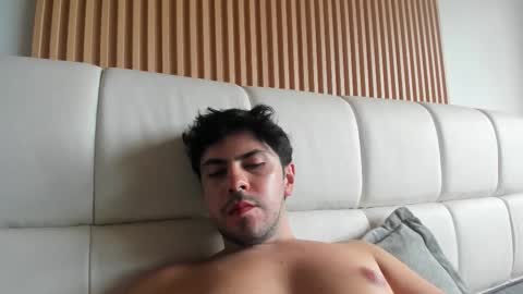 Snapshot of dreamsuxx chatting on November 2025 07:15:02 PM Diego online show from November 2025 07:15:02 PM