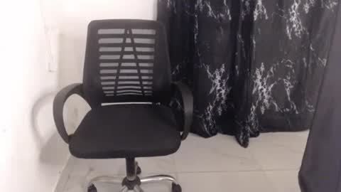 Snapshot of dreamy_wetpussy chatting on May 2026 07:33:02 PM BEAUTY online show from May 2026 07:33:02 PM