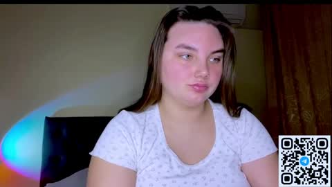 Mila online show from March 2026 07:53:01 PM