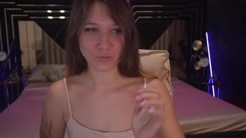 Snapshot of dreamylinaaa chatting on December 2024 07:39:02 AM Lina online show from December 2024 07:39:02 AM