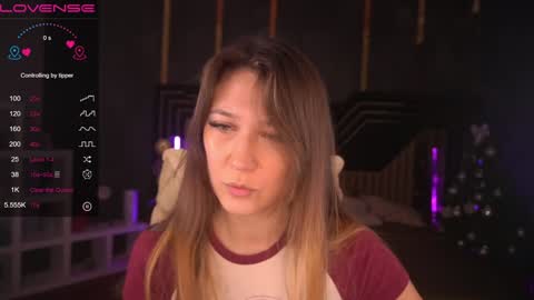 Snapshot of dreamylinaaa chatting on December 2024 01:49:02 PM Lina online show from December 2024 01:49:02 PM