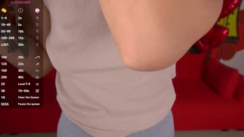 Snapshot of dreamylinaaa chatting on February 2025 07:28:02 AM Lina online show from February 2025 07:28:02 AM