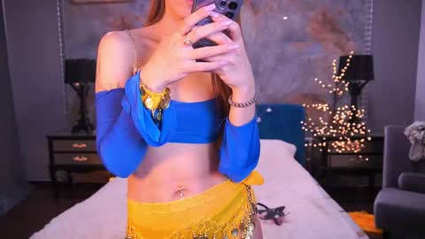 Snapshot of dreamylinaaa chatting on April 2026 08:58:02 PM Lina online show from April 2026 08:58:02 PM