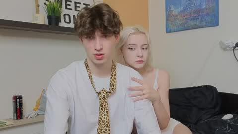 Mark online show from April 2026 07:25:02 PM