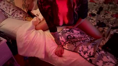 Bluejay0713 online show from February 2025 12:08:02 PM