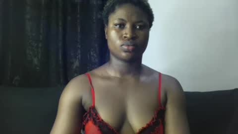 Snapshot of dripping_luna chatting on January 2025 05:09:02 PM dripping_luna online show from January 2025 05:09:02 PM