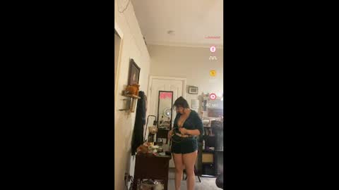 Drippy kitty  online show from March 2026 09:56:02 AM