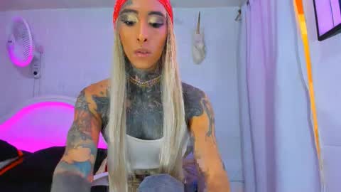 drippyorlove online show from October 2025 06:19:02 PM