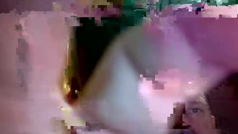 Snapshot of droc1824 chatting on November 2025 06:24:02 AM droc1824 online show from November 2025 06:24:02 AM