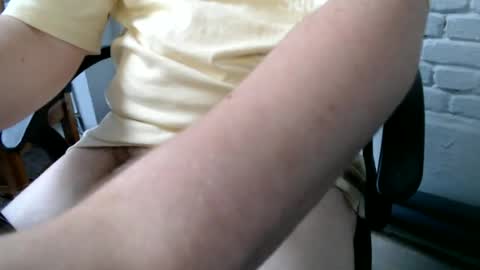 Snapshot of drolve chatting on June 2026 06:42:01 PM drolve online show from June 2026 06:42:01 PM