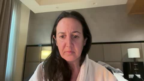 Snapshot of drresa chatting on January 2026 07:13:01 AM Dr. Resa online show from January 2026 07:13:01 AM