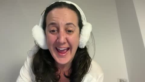 Snapshot of drresa chatting on February 2026 07:39:02 PM Dr. Resa online show from February 2026 07:39:02 PM