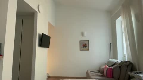 Snapshot of drresa chatting on March 2026 06:07:02 AM Dr. Resa online show from March 2026 06:07:02 AM