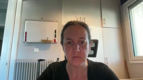 Snapshot of drresa chatting on March 2026 06:41:03 AM Dr. Resa online show from March 2026 06:41:03 AM