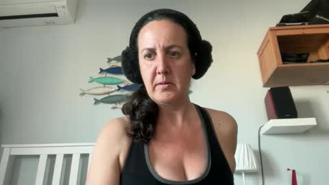 Snapshot of drresa chatting on April 2026 07:03:02 AM Dr. Resa online show from April 2026 07:03:02 AM