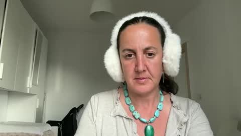 Dr. Resa online show from May 2026 04:35:01 PM