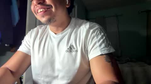 Snapshot of druiz19 chatting on May 2026 12:13:01 PM druiz19 online show from May 2026 12:13:01 PM