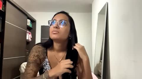 Valentina online show from March 2026 05:51:01 PM