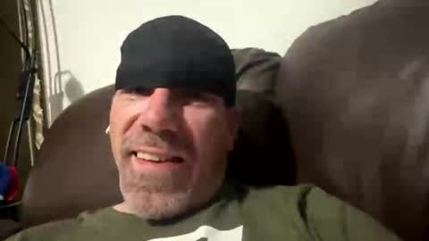 Snapshot of dryjerkoff chatting on September 2025 02:48:01 AM dryjerkoff online show from September 2025 02:48:01 AM