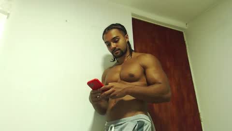 S.K..maorisa98 VIDEOS SEXHARD PPBOY 55TASTEPROTEIN online show from February 2025 05:33:01 PM