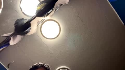 Snapshot of dugawuga chatting on February 2025 09:43:01 AM dugawuga online show from February 2025 09:43:01 AM