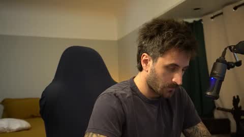 Snapshot of dukethedude chatting on November 2025 03:01:02 AM Duke online show from November 2025 03:01:02 AM