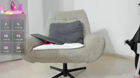 Snapshot of dulce1_ chatting on April 2026 08:53:02 AM Dulce online show from April 2026 08:53:02 AM