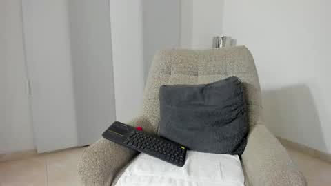 Snapshot of dulce1_ chatting on April 2026 09:23:02 AM Dulce online show from April 2026 09:23:02 AM