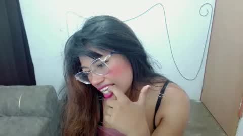 Snapshot of dulce2415 chatting on April 2026 03:08:02 AM dulce2415 online show from April 2026 03:08:02 AM