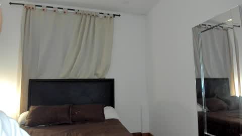 dulce brithany online show from April 2026 02:48:01 AM