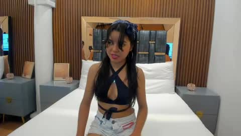 Snapshot of dulce_glamor_ chatting on May 2026 11:40:02 AM Dulce online show from May 2026 11:40:02 AM