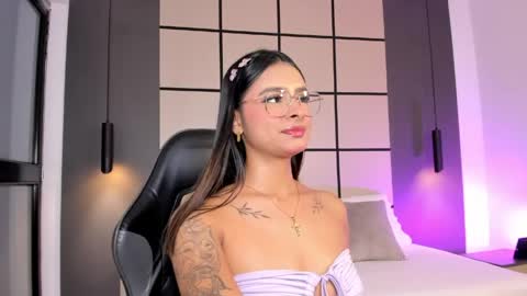 D U L C E online show from May 2026 08:28:01 PM