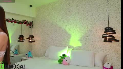 dulce_isabel_ online show from March 2026 03:09:02 AM