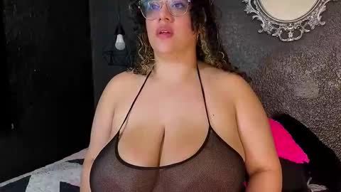 DULCE LF online show from February 2026 03:20:01 PM