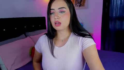 Daniela online show from December 2025 01:51:02 PM