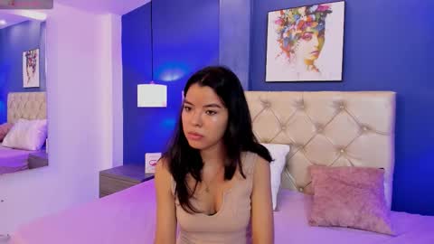 Kitten online show from March 2026 12:12:02 PM