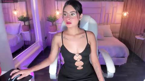 Dulce  online show from November 2025 11:44:02 AM