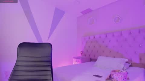 dulceprince1 online show from April 2026 11:58:01 AM