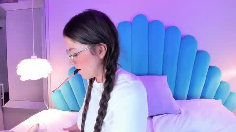 dulcevela online show from March 2025 07:37:02 AM