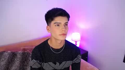 Dulcey online show from December 2025 03:33:01 AM