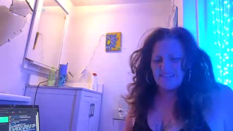 dumbgirl5150 online show from December 2024 12:07:02 PM