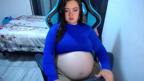 Nicole   online show from March 2026 03:44:02 AM